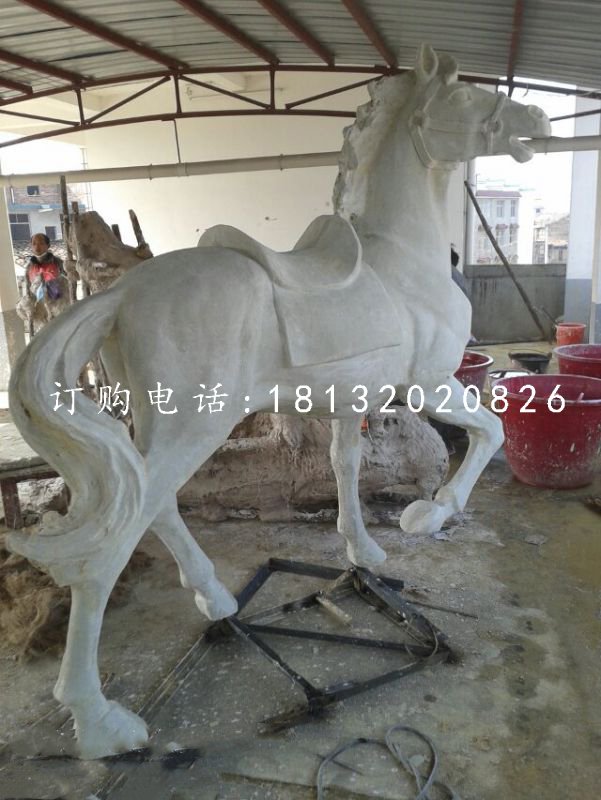 白马雕塑，玻璃钢坐骑