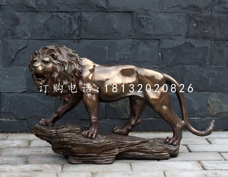非洲狮铜雕，广场铜狮子