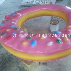 甜甜圈雕塑，玻璃钢甜品雕塑