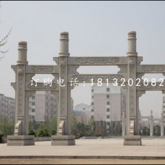 广场石牌坊，三门牌坊石雕