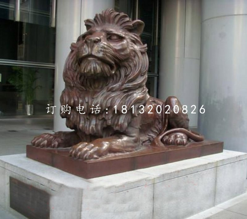 趴着的西洋狮铜雕，铜狮子