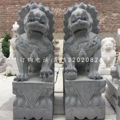 青石踩球狮子，看门狮子石雕