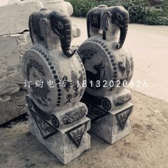 青石仿古大象门墩，门口抱鼓石