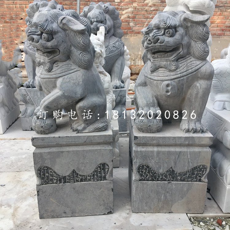 青石仿古石狮子，看门石桌石雕