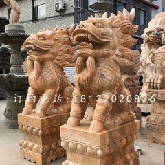 晚霞红门口麒麟，古代神兽石雕