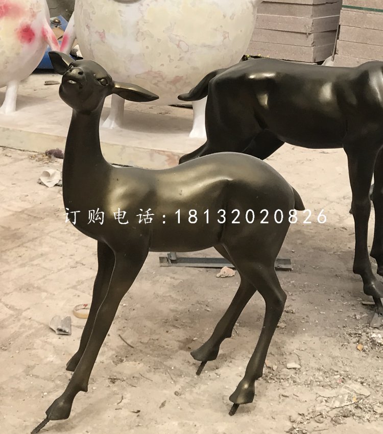 玻璃钢仿铜小鹿，玻璃钢动物雕塑