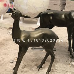 玻璃钢仿铜小鹿，玻璃钢动物雕塑