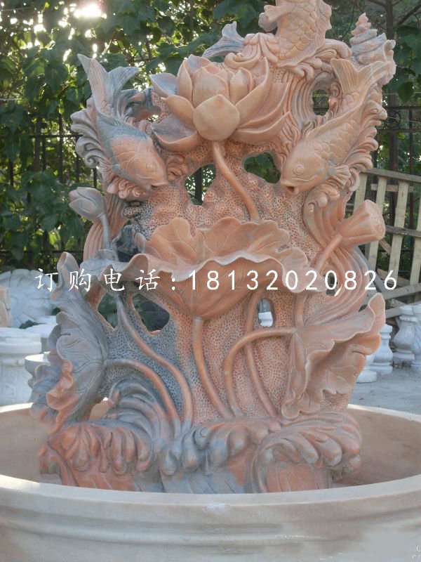 鲤鱼荷花石雕，晚霞红石雕
