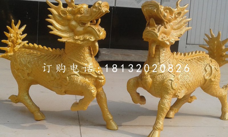 麒麟铜雕，广场铜麒麟