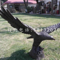 展翅的鹰铜雕，企业景观铜雕
