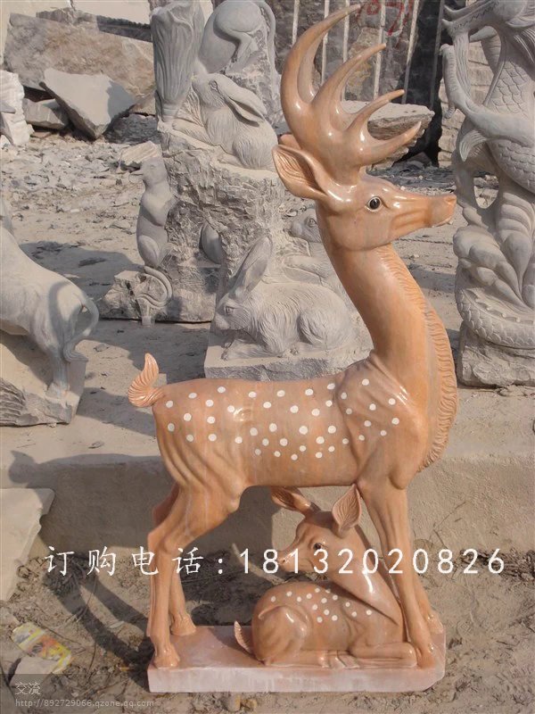 石雕梅花鹿雕塑，公园母子鹿雕塑.jpg