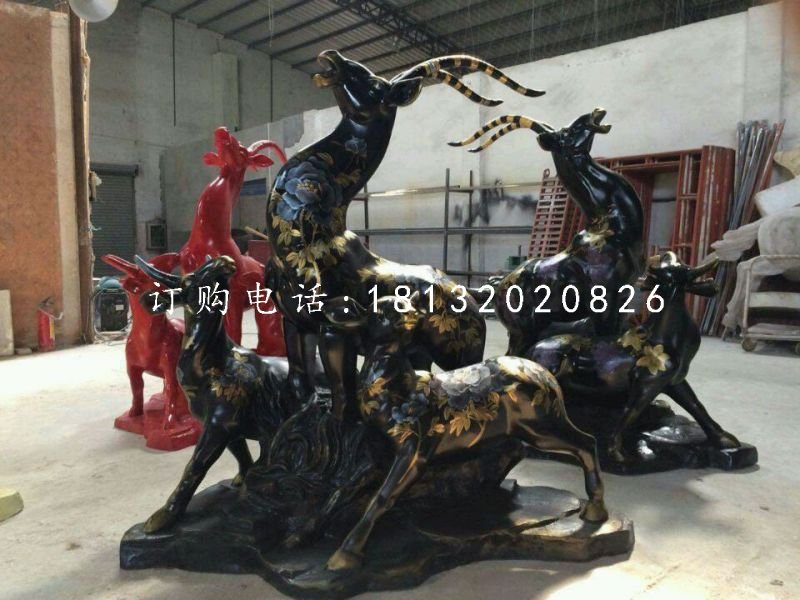 羚羊雕塑，玻璃钢彩绘动物.jpg