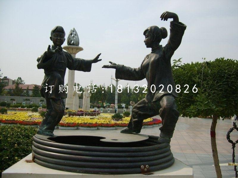 打太极拳铜雕，广场人物铜雕.jpg