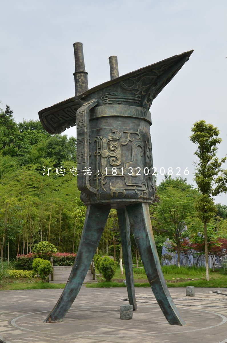 酒樽铜雕 古代酒器铜雕.jpg
