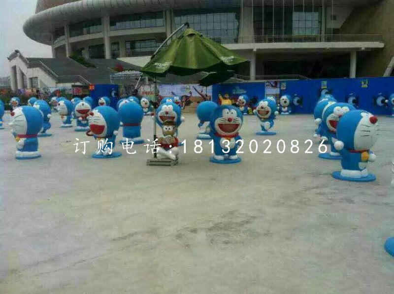 玻璃钢哆啦a梦 公园卡通动物雕塑 (5).jpg
