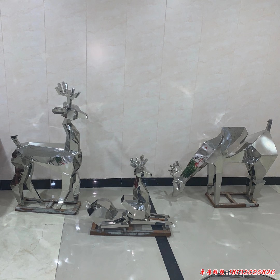 不锈钢几何鹿群雕塑