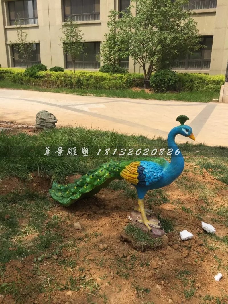 玻璃钢孔雀雕塑，仿真孔雀雕塑
