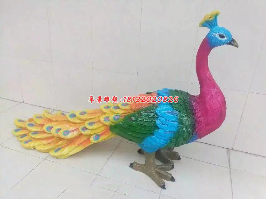 玻璃钢孔雀雕塑，彩绘孔雀雕塑