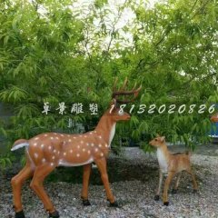 玻璃钢鹿雕塑，仿真动物雕塑
