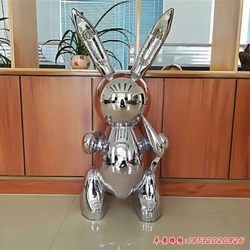 镜面不锈钢卡通兔子雕塑