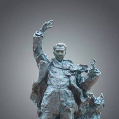 青铜冼星海雕塑