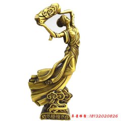 铜雕女娲补天