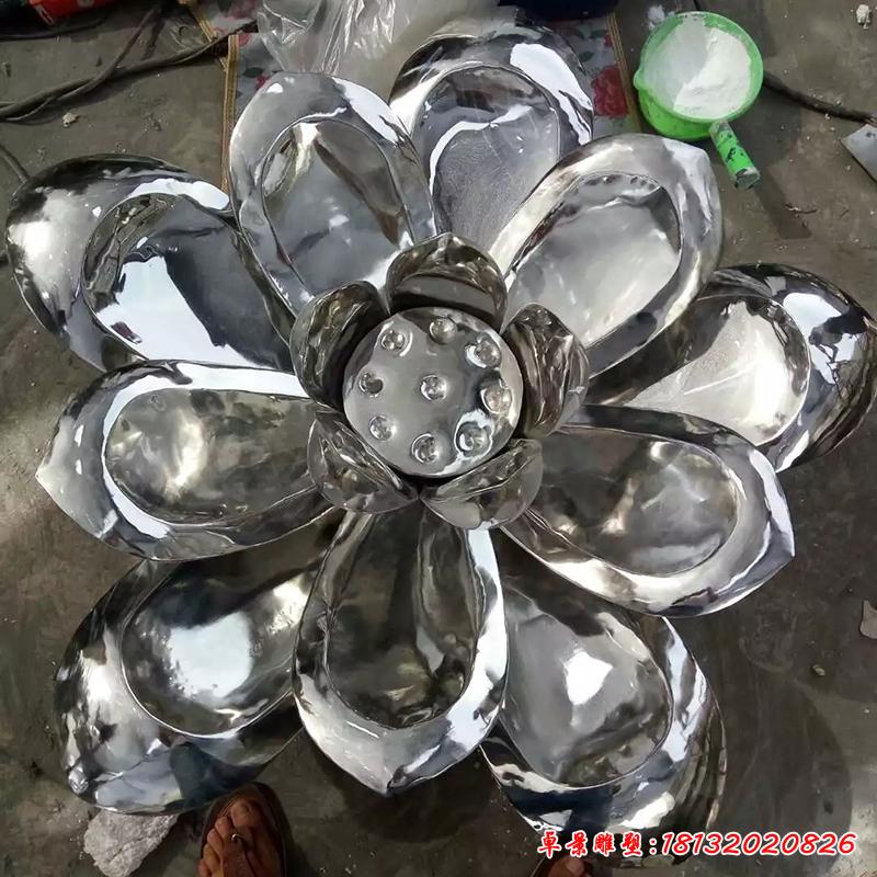 不锈钢荷花雕塑，