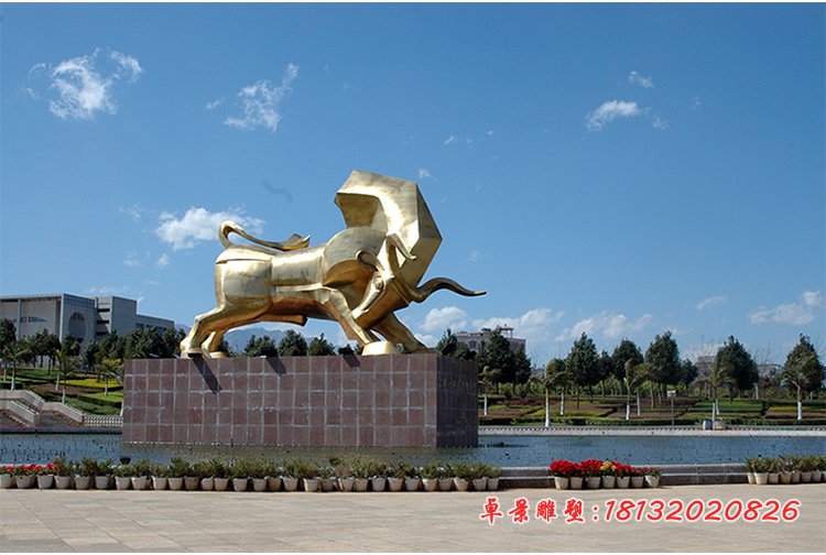 不锈钢抽象牛雕塑