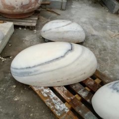 广场鹅卵石景观雕塑