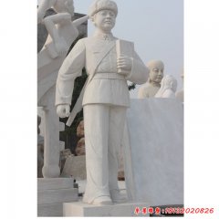 校园的雷锋塑像